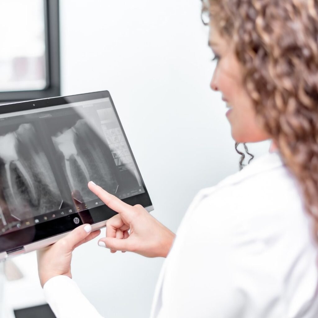 Karla Gori odontologia general Cedritos Bogota Colombia